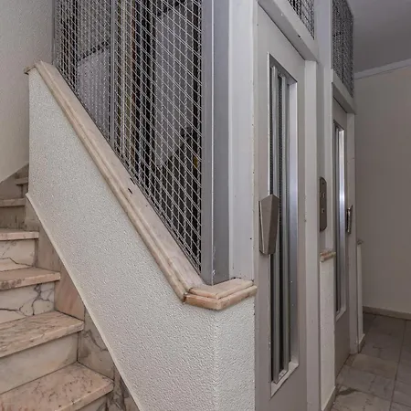 T2 Furnished In Central Lisbon, Portugal Appartamento *